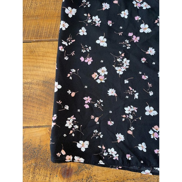 NWOT‎ Womens Abound Sleevless Black Floral Cami Size M - Picture 3 of 8